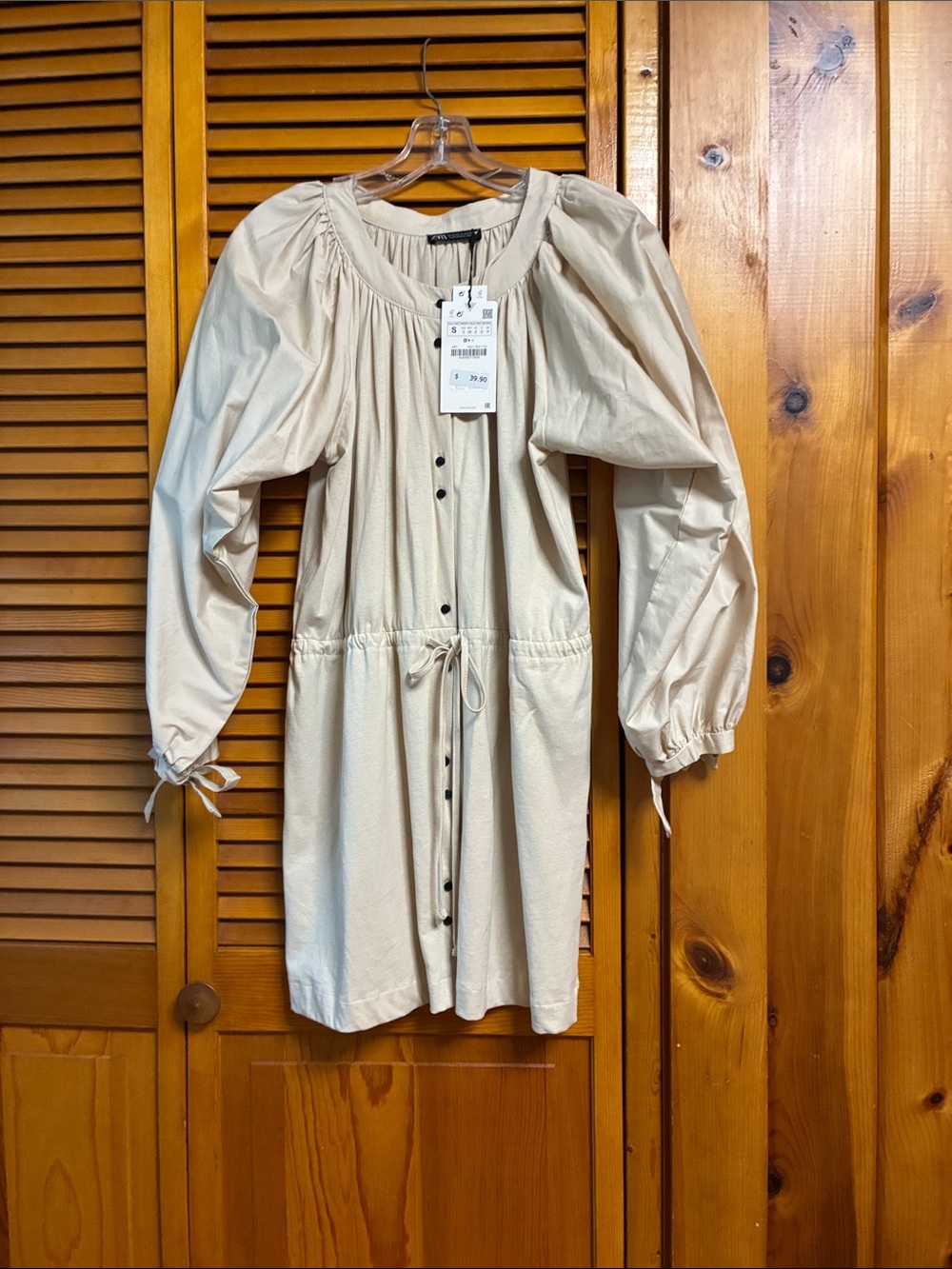 Zara Cream Drawstring Button-Front Puff Sleeve Dress length 21”pit to pit 20” 21